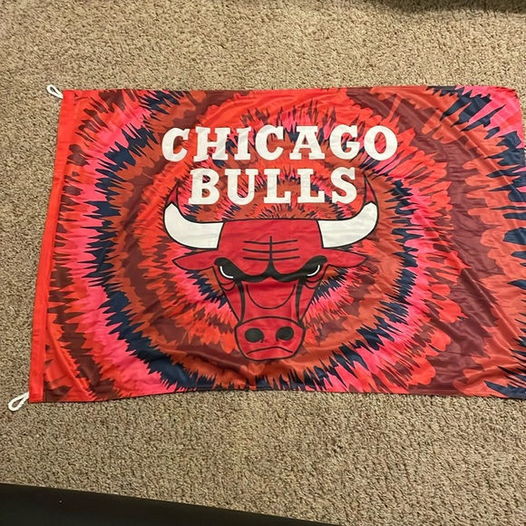Chicago Bulls flag. - Picture 1 of 2
